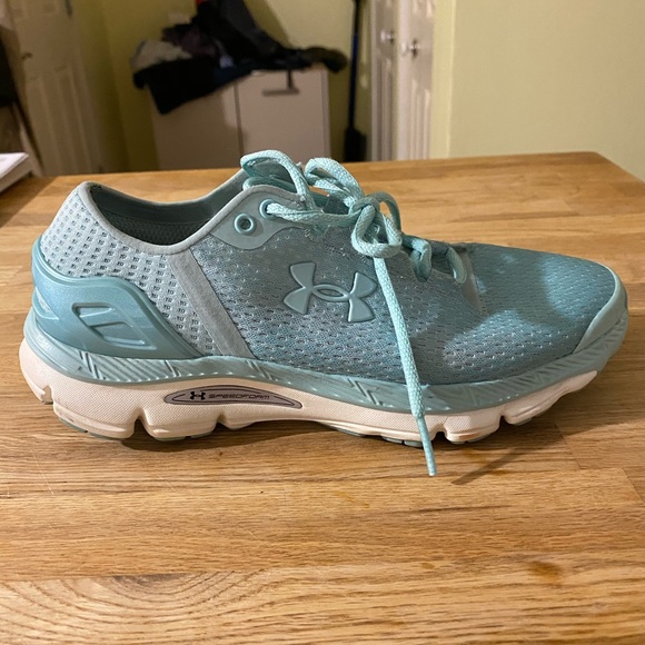 .* SOLD* Bundle of 3- Under armour set - Picture 15 of 16